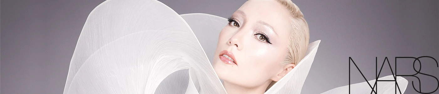 In regalo Bundle duo Mini LRF Barcelona + Mini Radiant Creamy